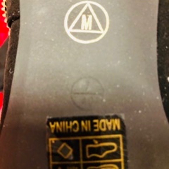 Heeled Ankle Boots w Gold decor, 40, NWT - Picture 4 of 6